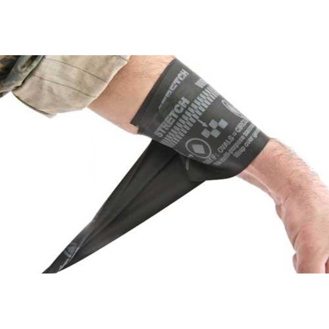 SWAT, StretchWrapTuck Tourniquete. Distinctive Medical